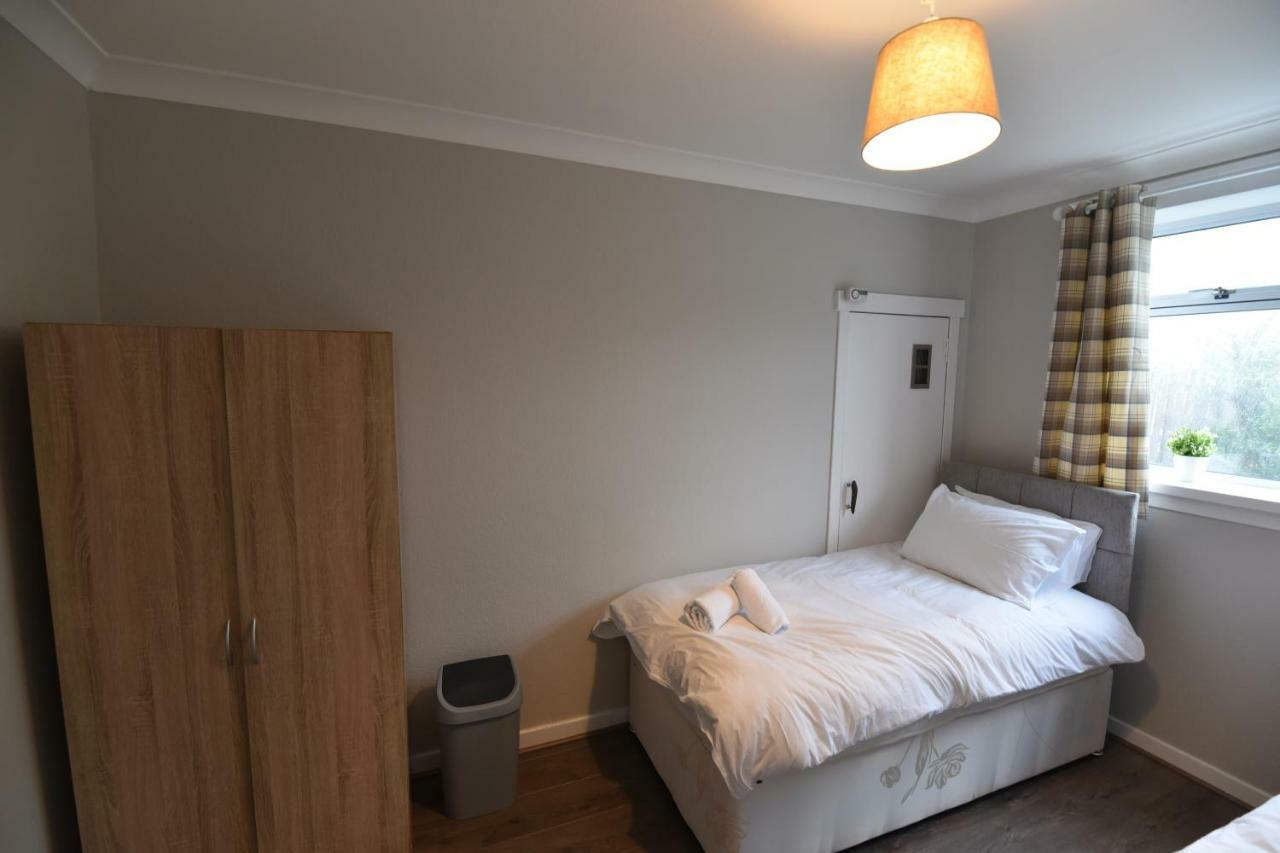 Sighthill 3 Bedrooms With Private Garden Edinburgh Ngoại thất bức ảnh